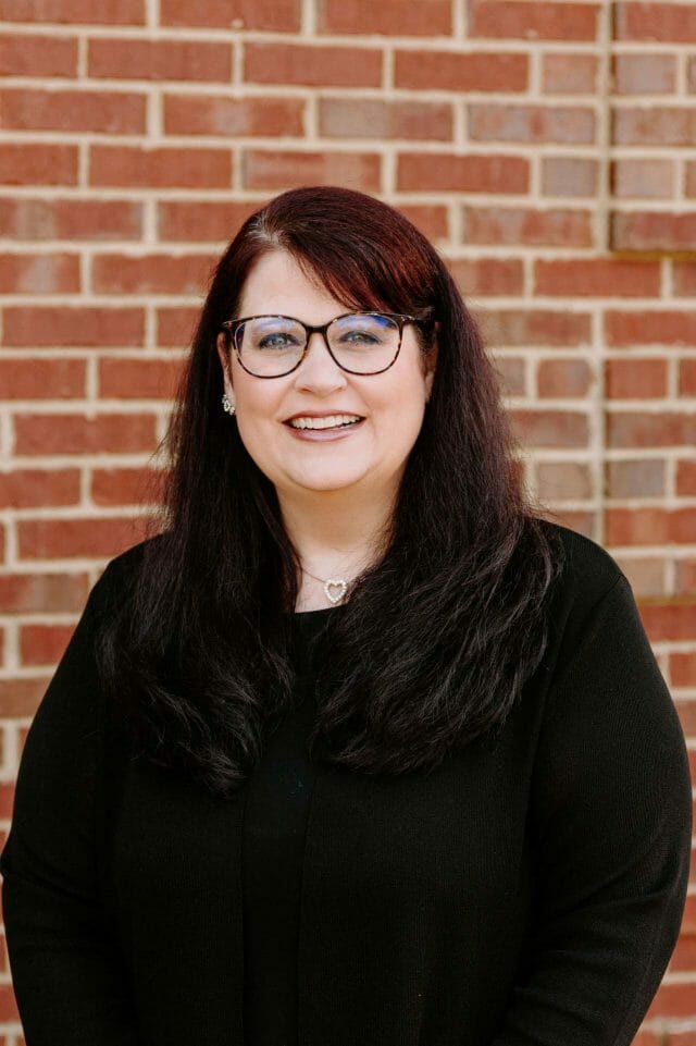 https://www.westervillebraces.com/wp-content/uploads/2023/10/Lori-Ingles-640x961.jpg